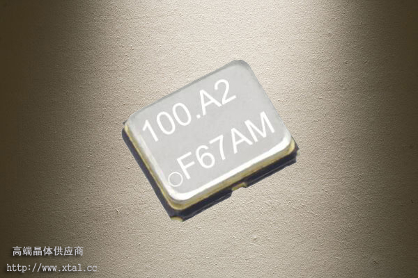 SG-8018CG 20.000000MHz TJHSA可编程晶振 2520封装 20MHz有源晶振 1.8~3.3V 50ppm -40~+105℃